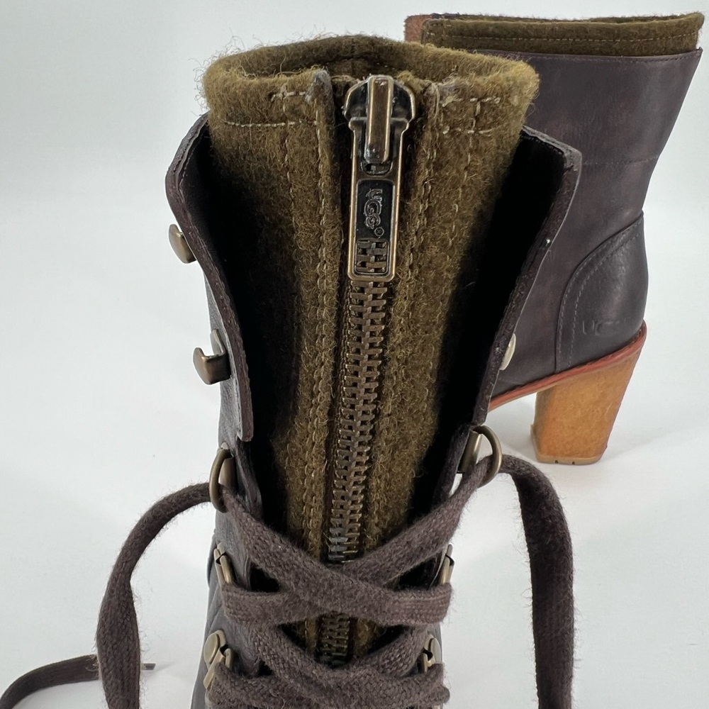 Ugg Heeled Hiking Boots 8 READ - Picture 8 of 16